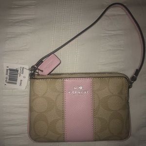 NWT Coach wristlet
